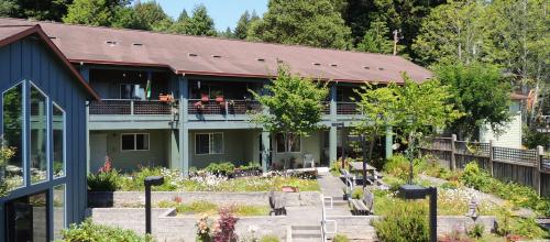 Bayview Courtyard Apartments in Arcata California